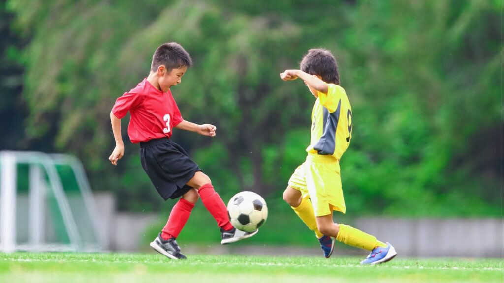 サッカーでDFに向いている人は?ポジション別の特徴や必要な能力も解説_2