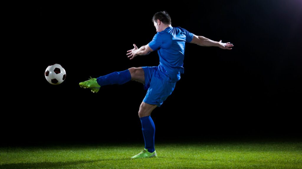 サッカーにおけるストライカーとは？役割や身につけたいトレーニングも動画付きで紹介_1